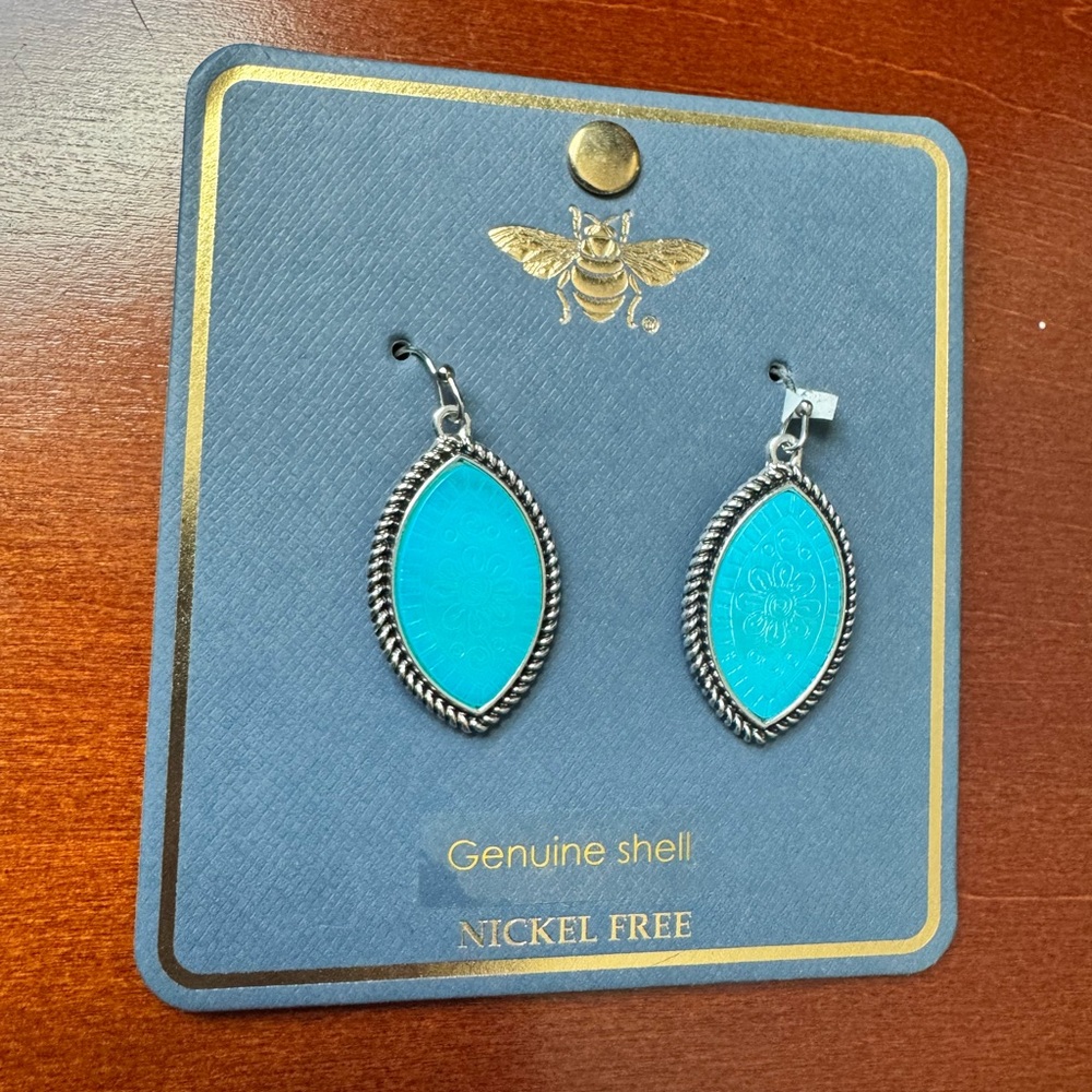 Genuine shell earrings